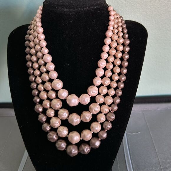 Vintage signed Japan 4 strand baroque style faux pearl choker - Picture 7 of 7